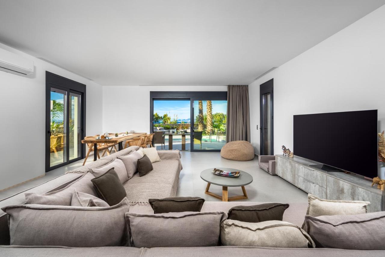 Penelope Beachfront Villa Kremastí Exteriér fotografie