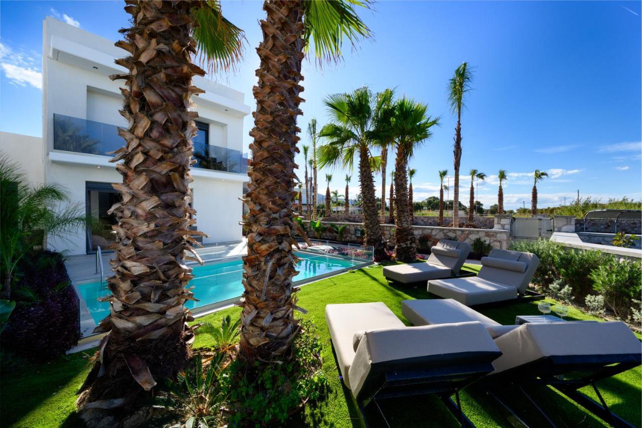 Penelope Beachfront Villa Kremastí Exteriér fotografie