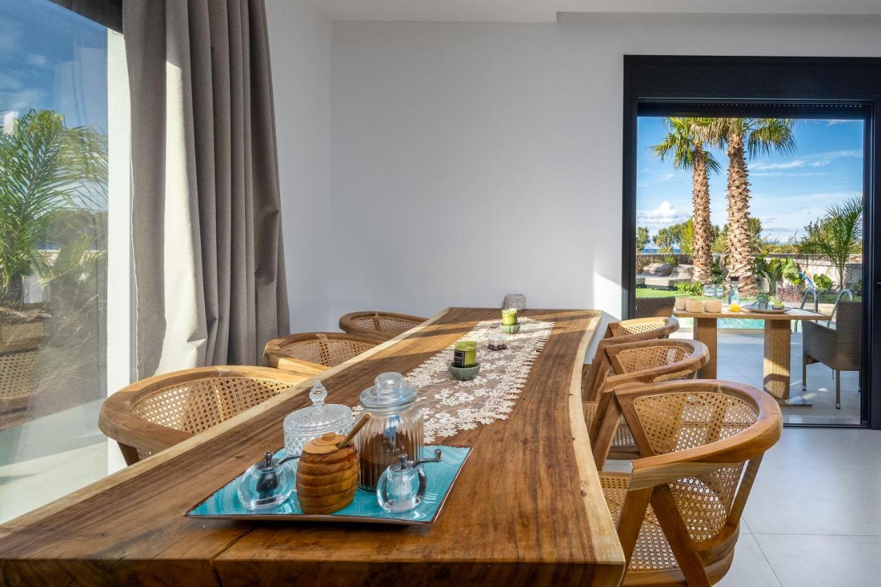 Penelope Beachfront Villa Kremastí Exteriér fotografie