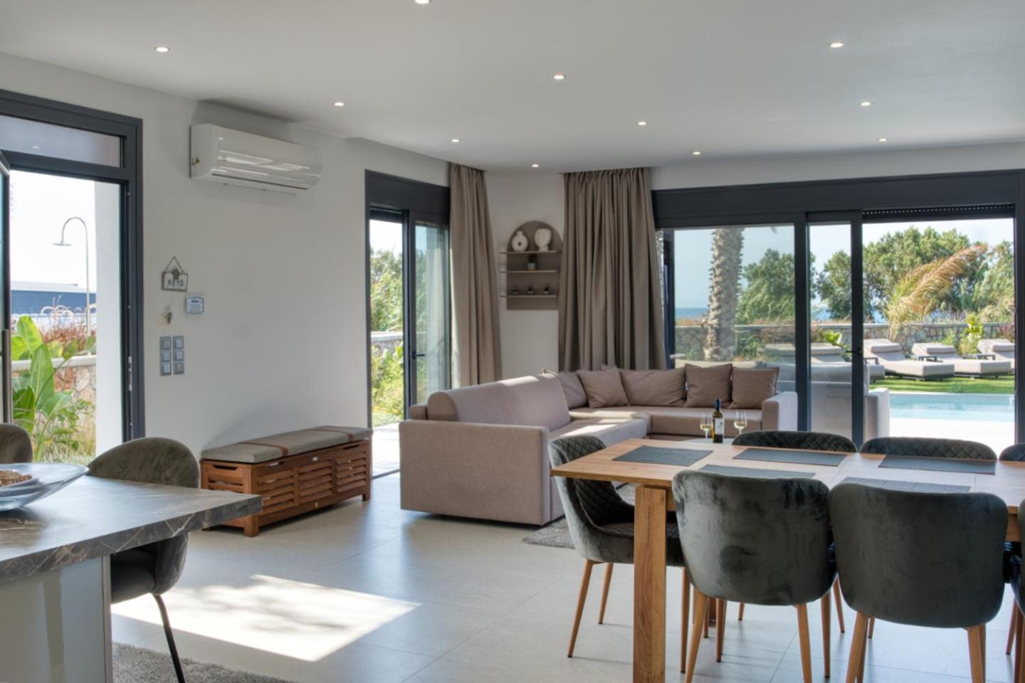 Penelope Beachfront Villa Kremastí Exteriér fotografie